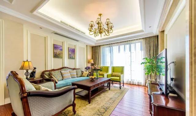 百变客厅吊顶，让你天天都想躺在沙发上看